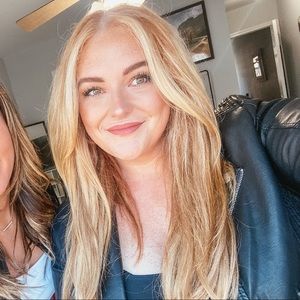 Meet your Posher, Rebecca